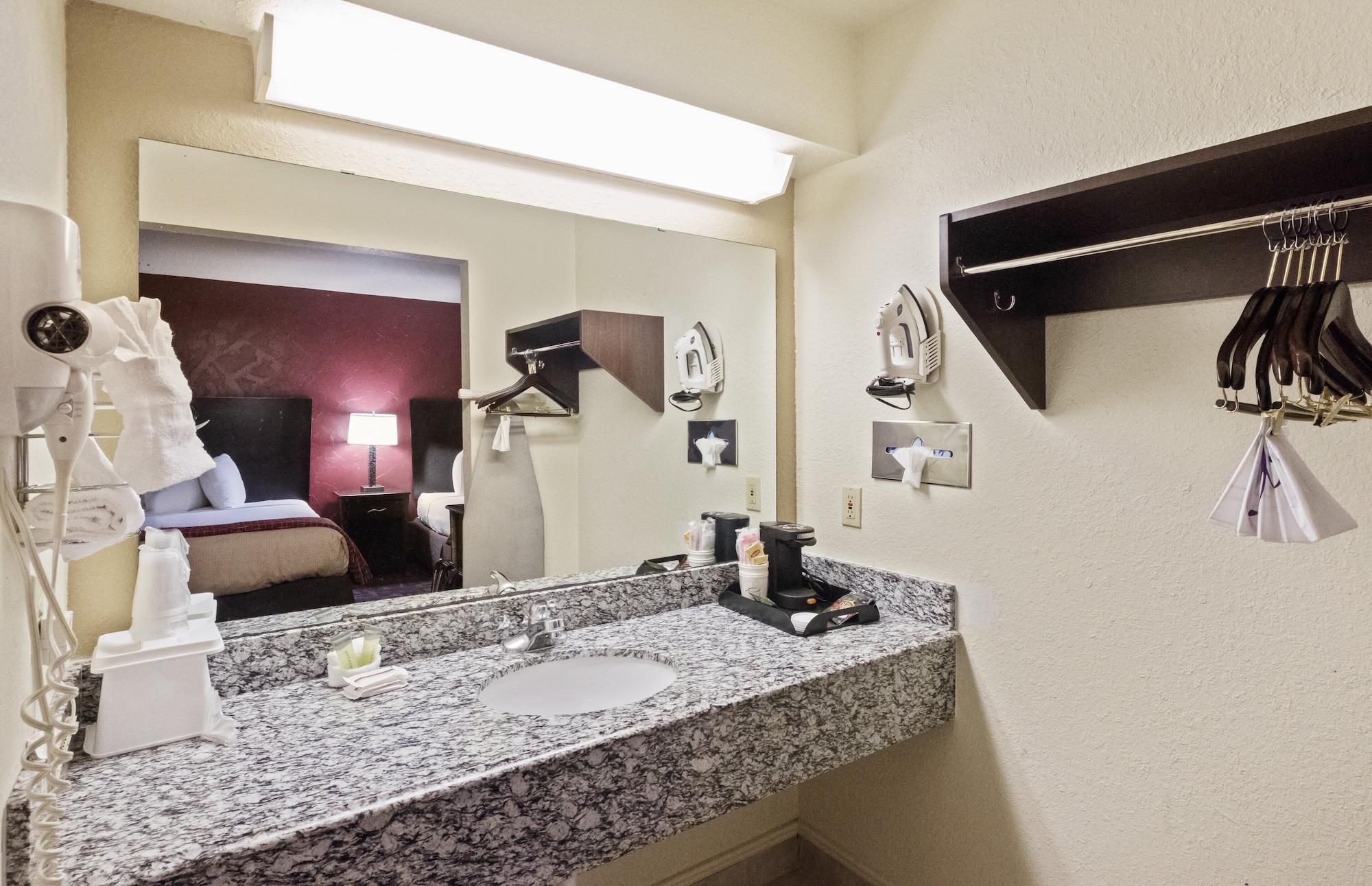 Red Roof Inn Oklahoma Airport I 40 W Fairgrounds Экстерьер фото